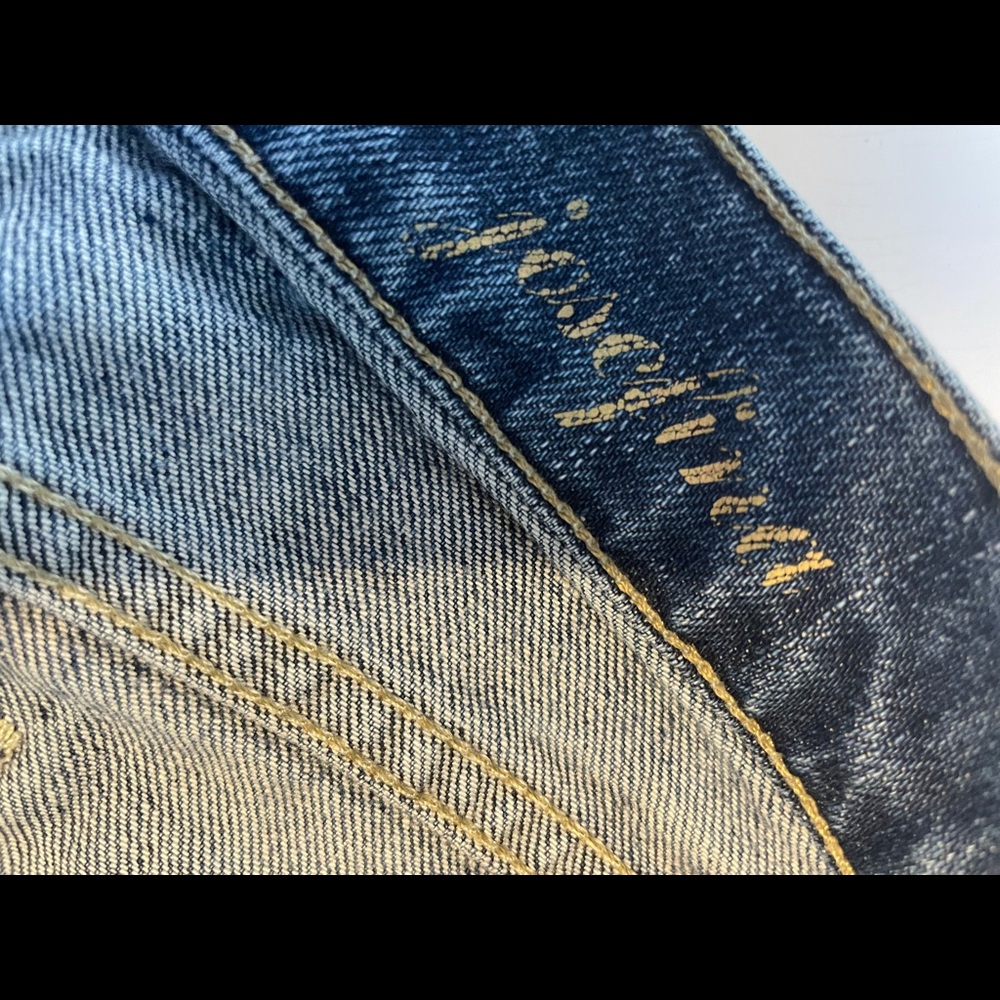 Denim - Picture 3 of 4